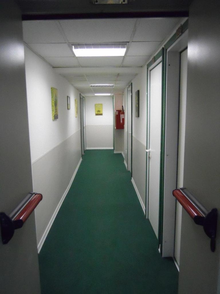 Hotel Traghetto Чивитавекия Екстериор снимка